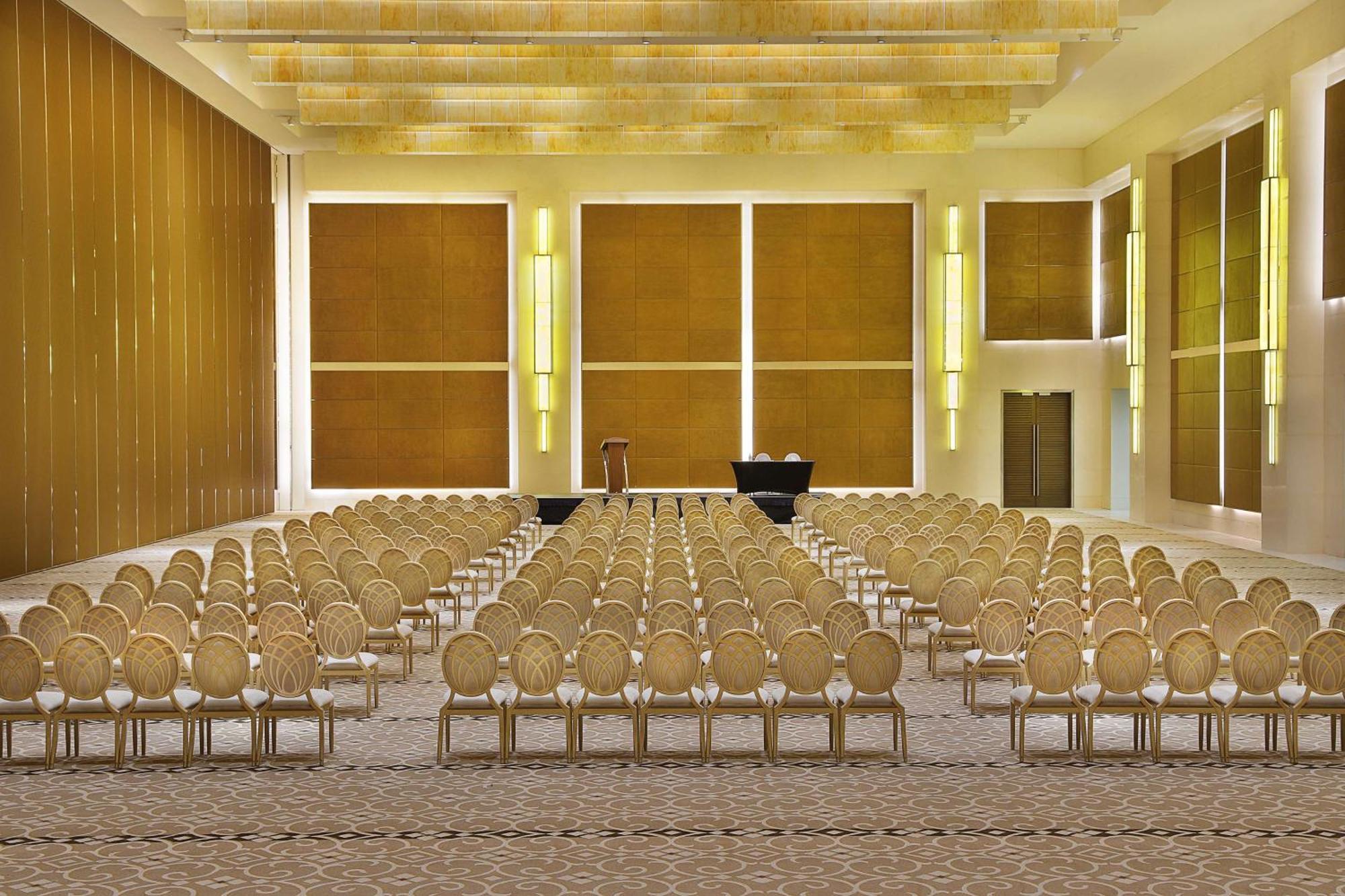 Hilton Riyadh Hotel & Residences Kültér fotó The Grand Ballroom