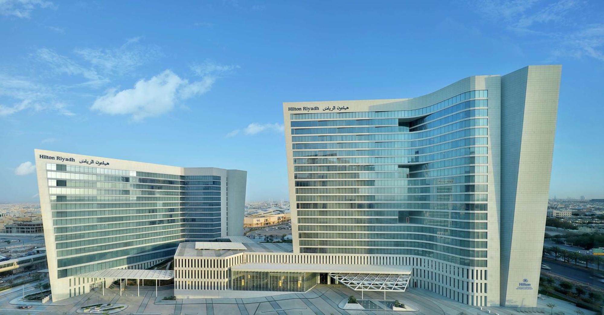 Hilton Riyadh Hotel & Residences Kültér fotó The Ritz-Carlton, DIFC