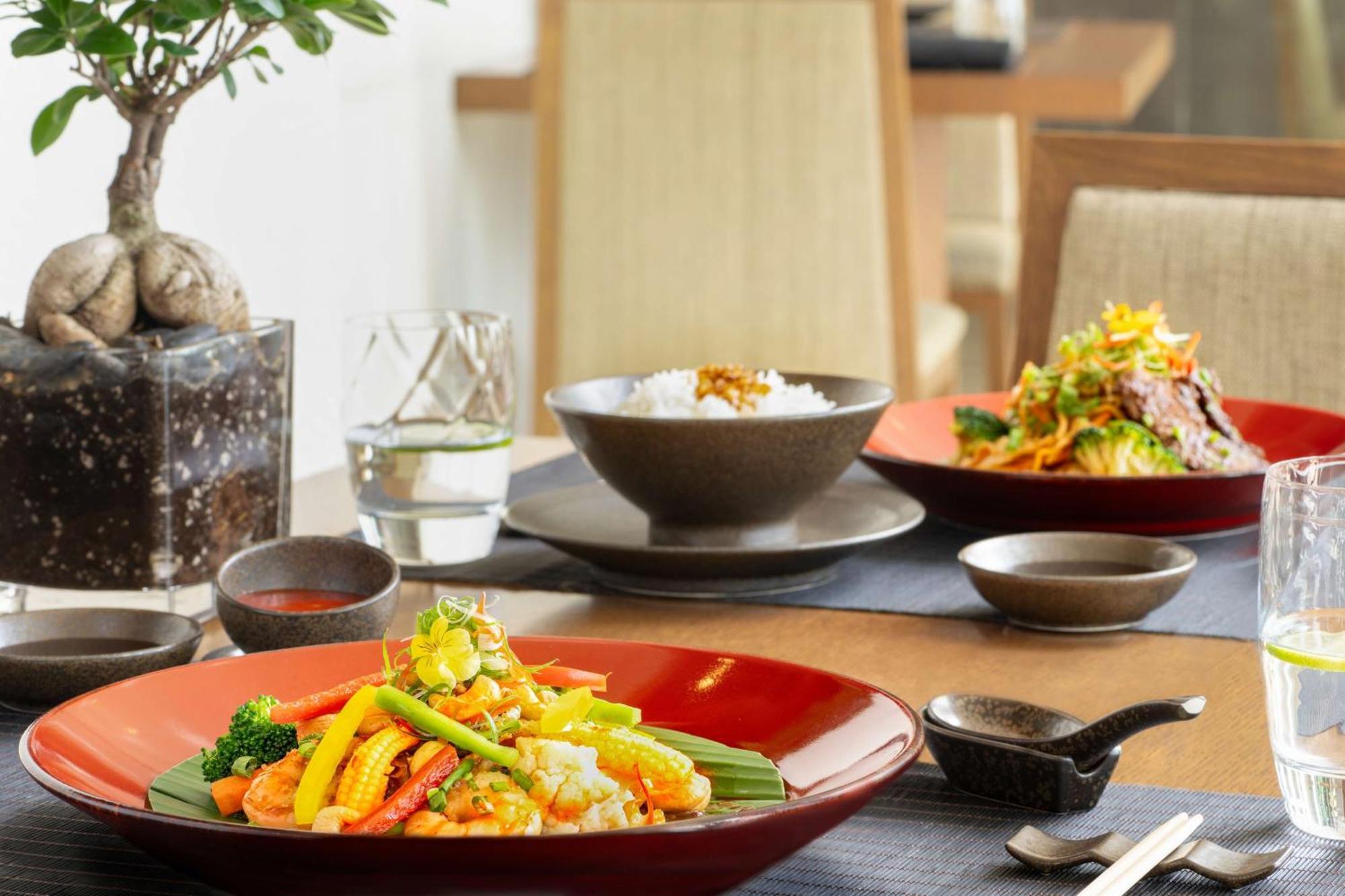 Hilton Riyadh Hotel & Residences Kültér fotó A selection of Asian cuisine